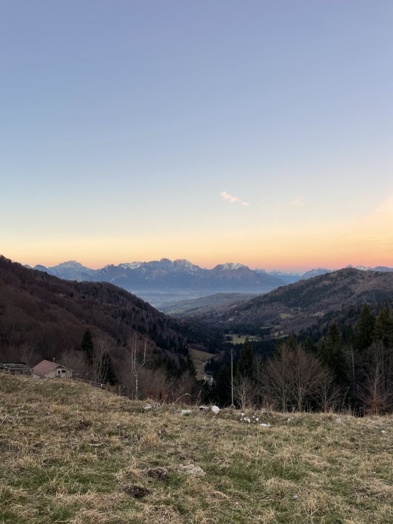 Osservazione delle costellazioni dal punto panoramico